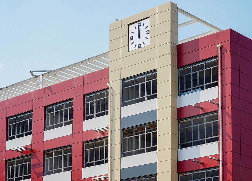 Headstream четырехфасад®Для стены