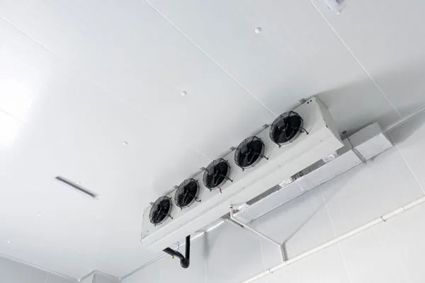 Как установить лист PUF на стену холодного хранения