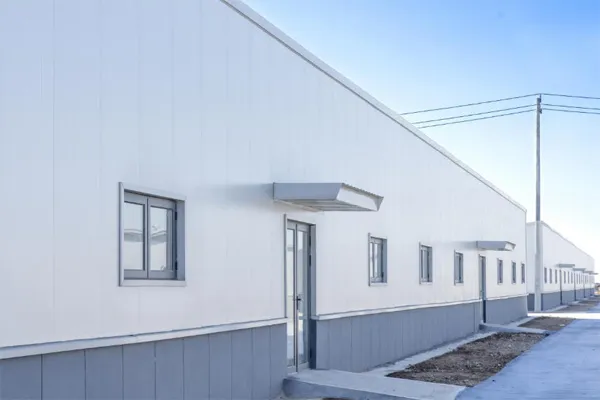 Преимущества панелей холодной комнаты ПИР в современной конструкции холодовой цепи